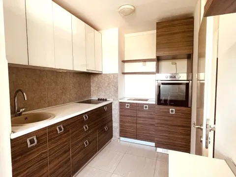 Rent, three bedroom apartment, 66m², Voždovac Sve Podlokacije, Beograd - image 7
