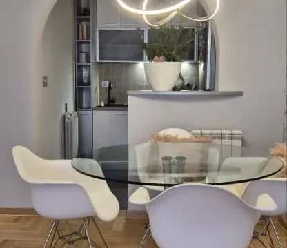 Rent, two bedroom apartment, 55m², Vračar Sve Podlokacije, Beograd - image 2