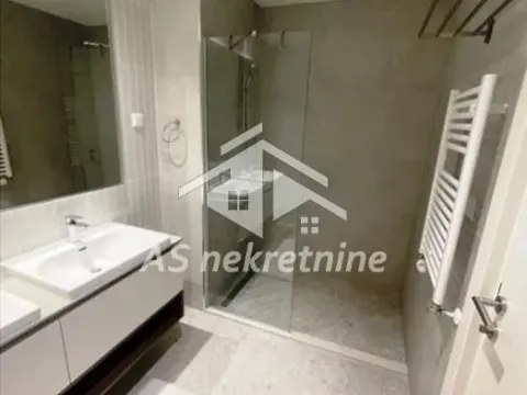 Izdavanje, četvorosoban stan, 111m², Savski Venac, Beograd - image 20