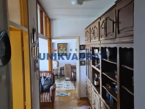 Izdavanje, trosoban stan, 78m², Stari Merkator, Novi Beograd Sve Podlokacije - image 3