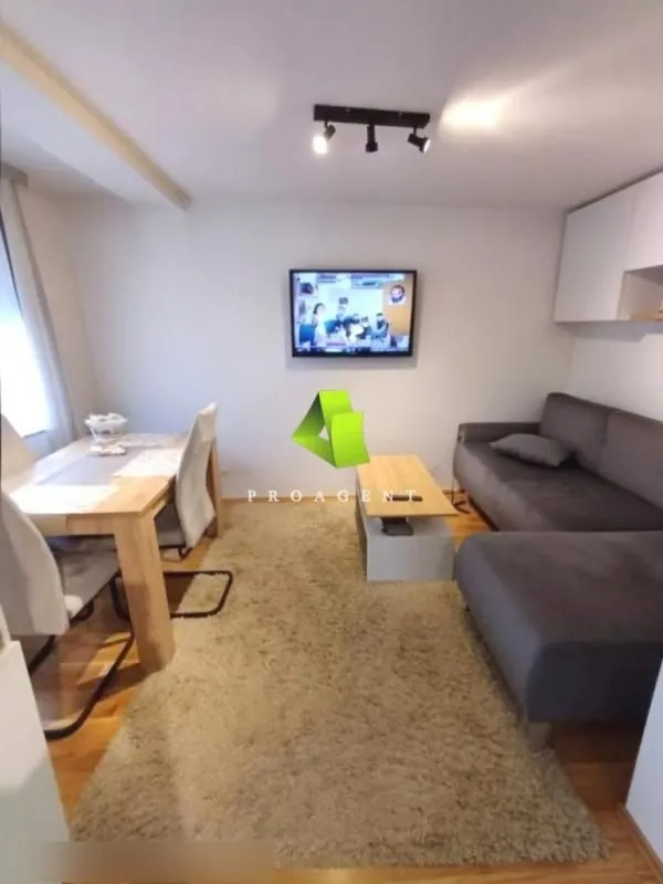 Prodaja, jednosoban stan, 51m², Pantelej, Niš