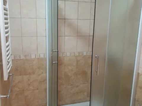 Rent, studio apartment, 33m², Kanarevo Brdo, Beograd - image 2