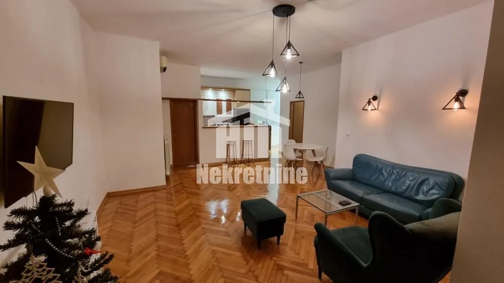 Prodaja, dvosoban stan, 55m², Zemun Centar, Zemun Sve Podlokacije