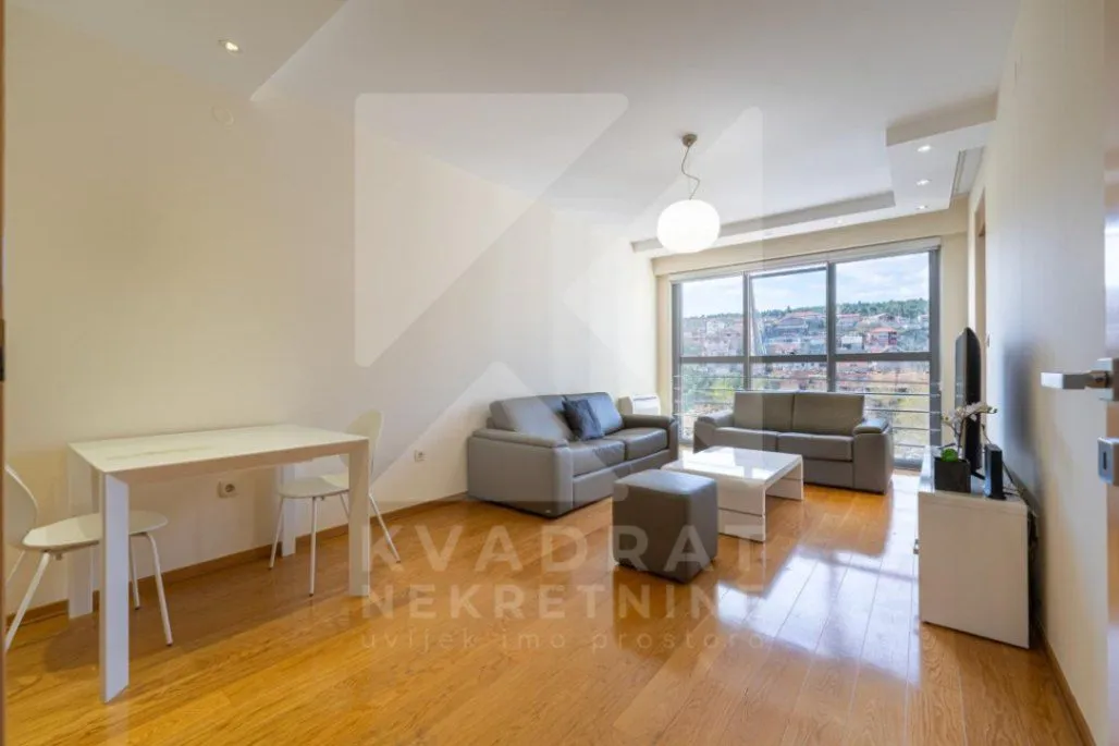 Prodaja, dvosoban stan, 71m², Momišići, Podgorica