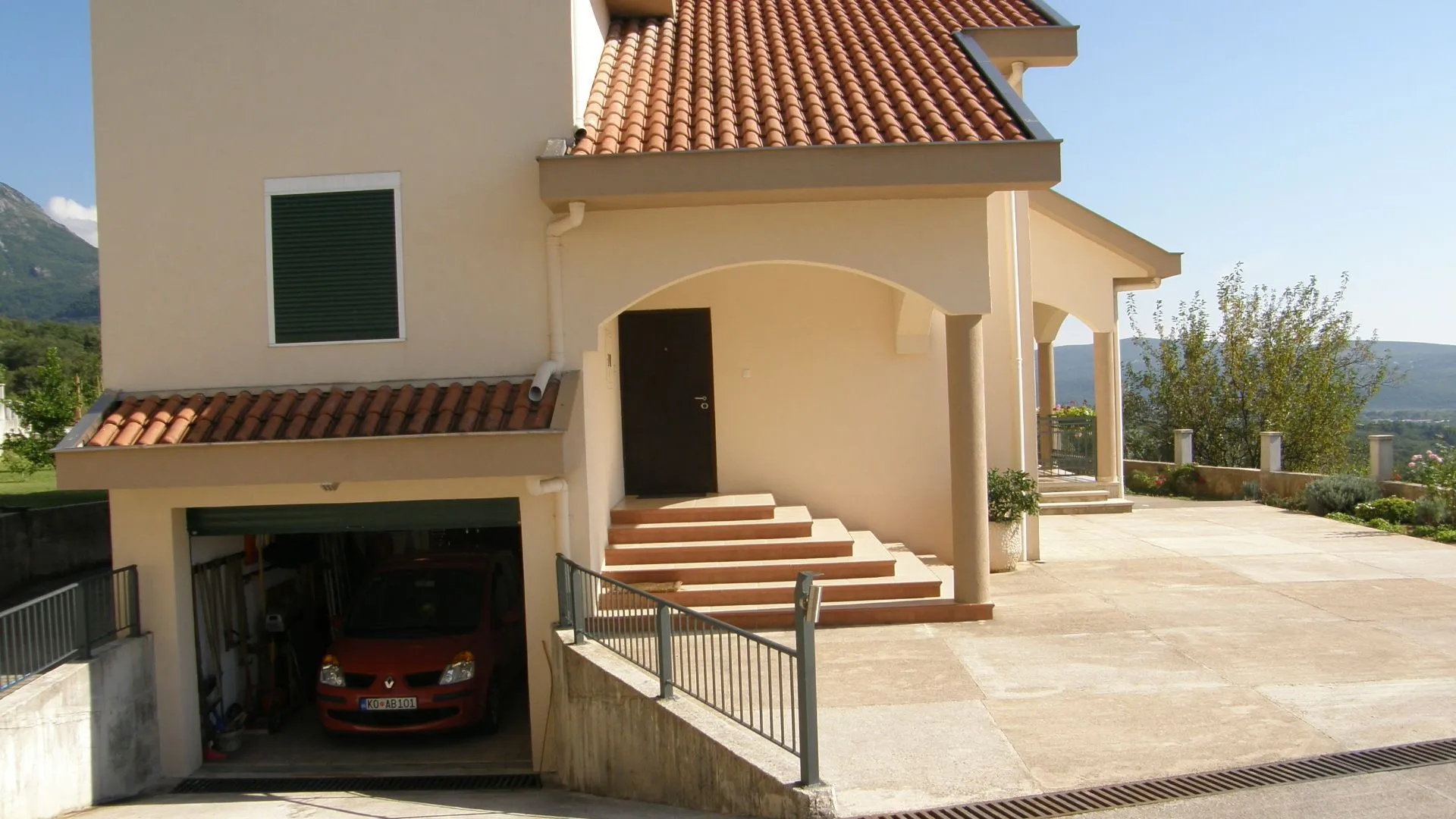 Prodaja, kuća, 157m², Kavač, Kotor