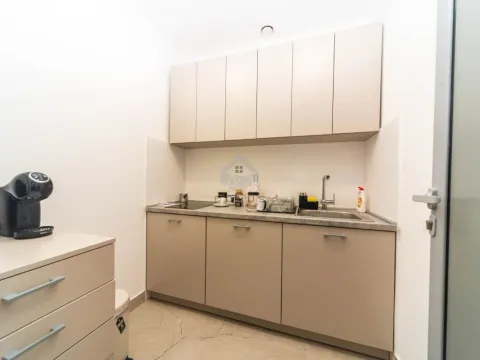 Rent, office space, 120m², Centar, Podgorica - image 4