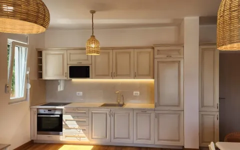 Rent, three bedroom apartment, 65m², Budva, Crna Gora - image 6