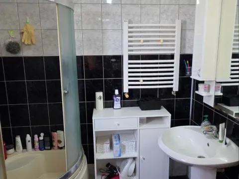 Prodaja, kuća, 312m², Bukovački plato, Petrovaradin - image 9