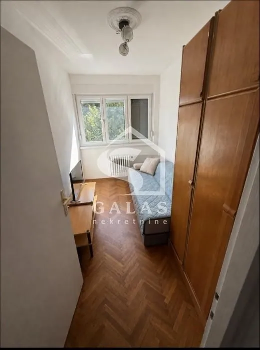 Izdavanje, dvosoban stan, 59m², Karaburma, Palilula Sve Podlokacije