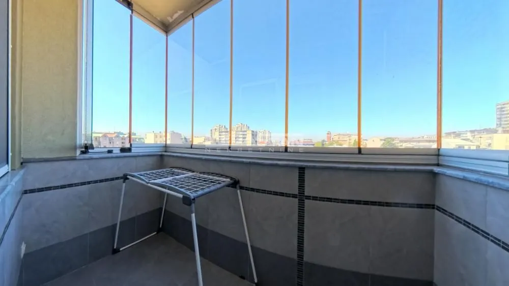 Prodaja, dvosoban stan, 61m², Zvezdara Sve Podlokacije, Beograd