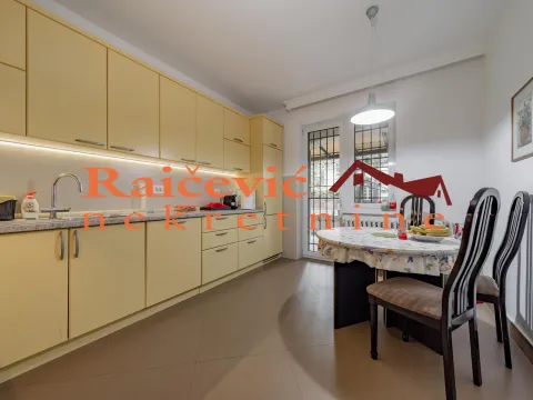Sale, three bedroom apartment, 98m², Savski Venac, Beograd - image 6