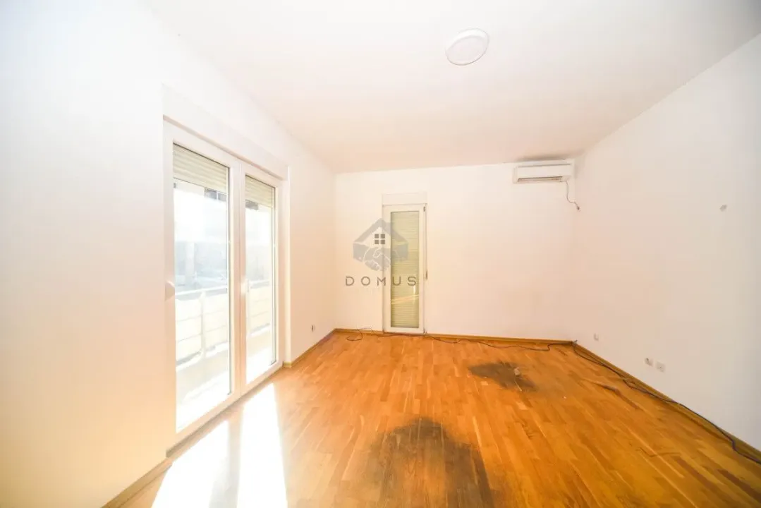 Rent, two bedroom apartment, 67m², Momišići, Podgorica