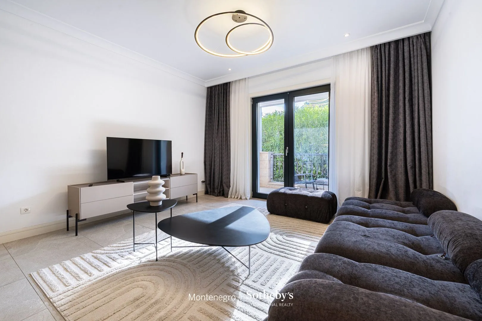 Prodaja, dvosoban stan, 83m², Kotor, Crna Gora