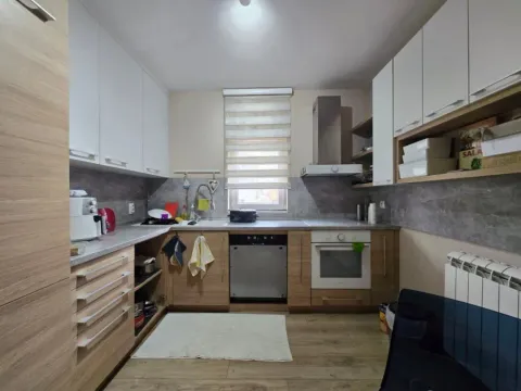 Prodaja, kuća, 162m², Zvezdara, Zvezdara Sve Podlokacije - image 6