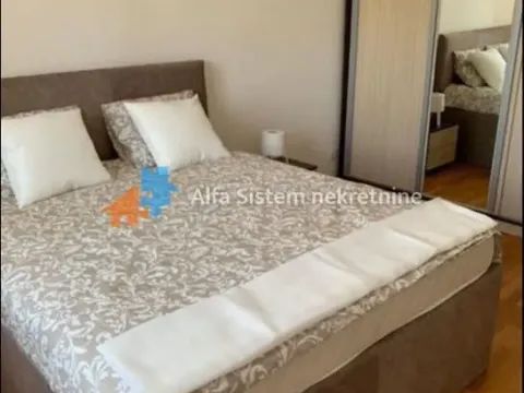 Izdavanje, stan, 140m², Senjak, Beograd - image 11