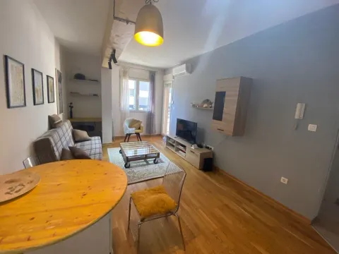 Izdavanje, jednosoban stan, 42m², Ljubović, Podgorica - image 2