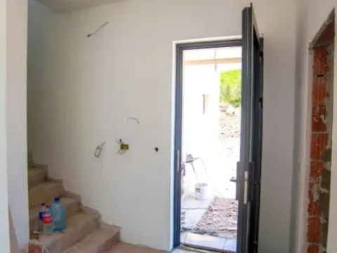 Sale, house, 250m², Krimovica, Kotor - image 8