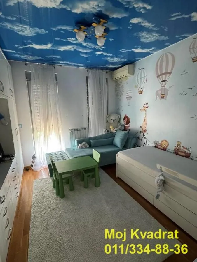 Sale, apartment, 270m², Skojevsko Naselje, Beograd