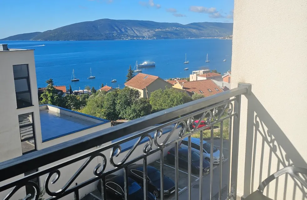 Rent, one bedroom apartment, 39m², Kumbor, Herceg Novi