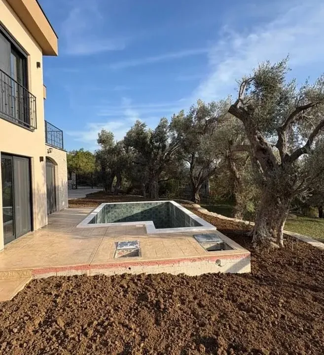 Sale, house, 225m², Centar, Bar