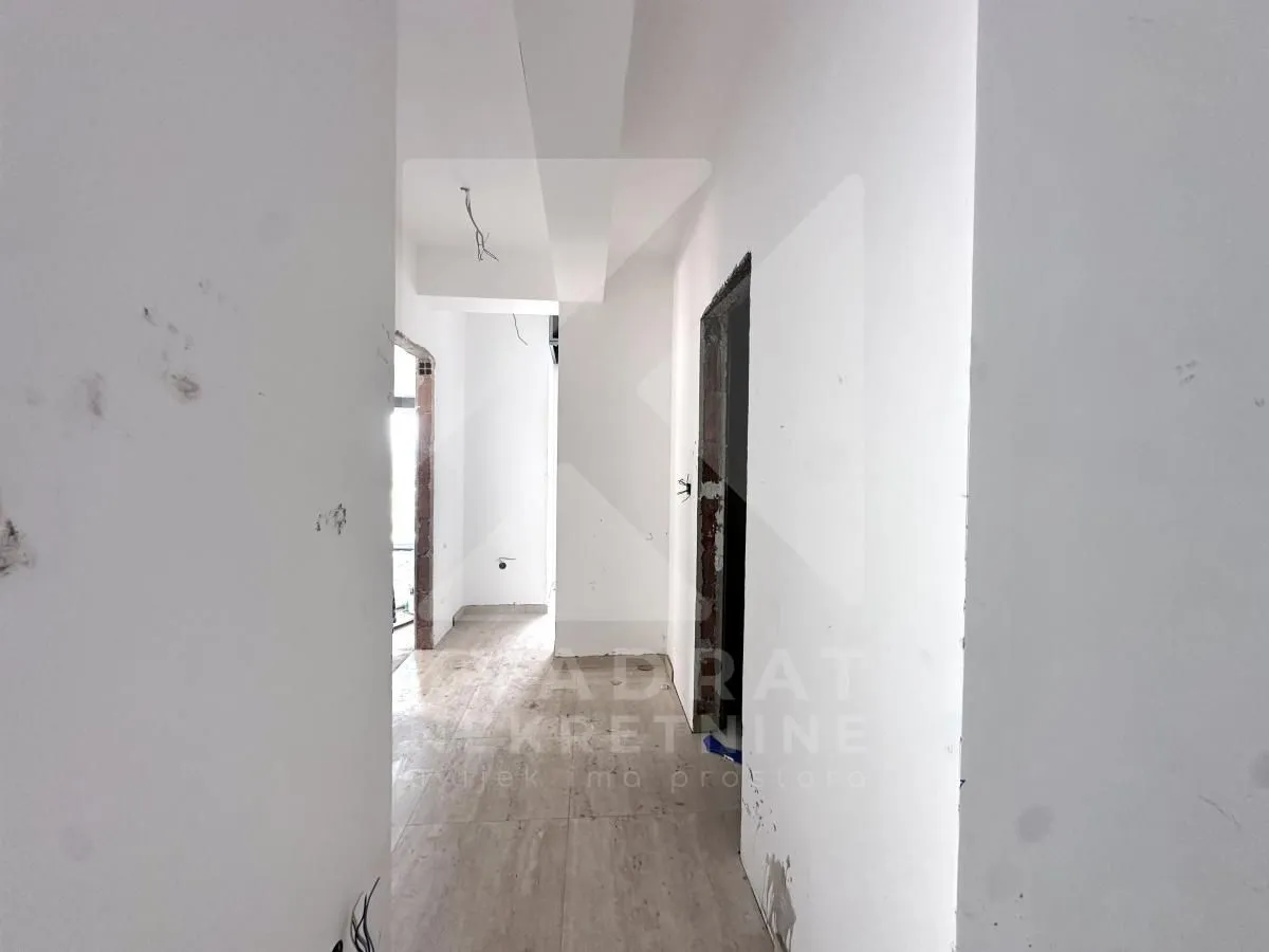 Prodaja, dvosoban stan, 70m², Stari Aerodrom, Podgorica