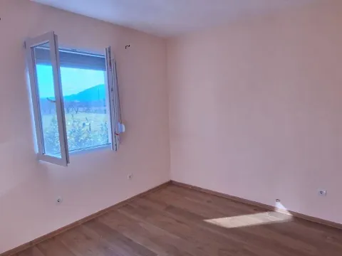 Rent, house, 150m², Donji Kokoti, Podgorica - image 8