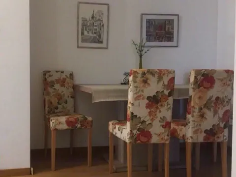 Izdavanje, dvosoban stan, 55m², Centar, Budva - image 3