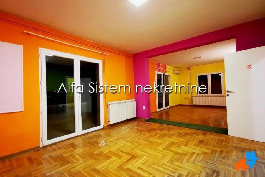 Rent, house, 520m², Voždovac Sve Podlokacije, Beograd