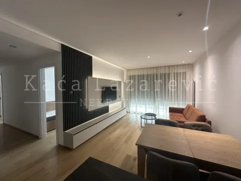 Rent, three bedroom apartment, 92m², Stari Grad, Beograd