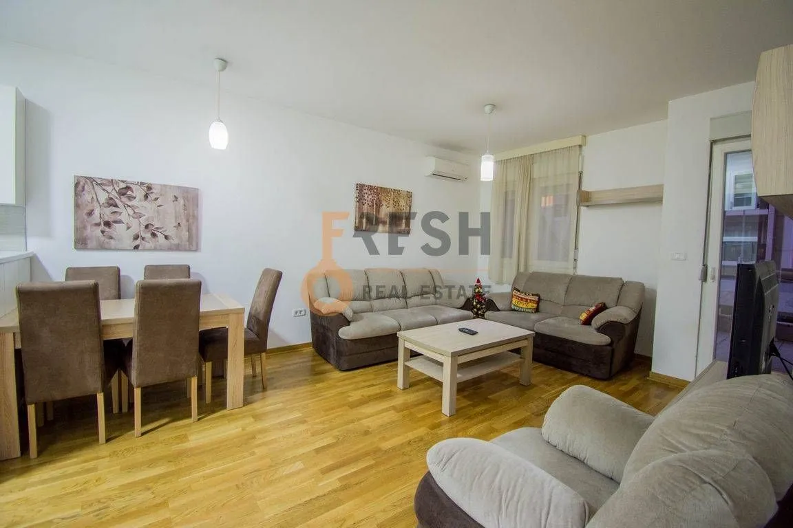 Rent, two bedroom apartment, 65m², City Kvart, Podgorica