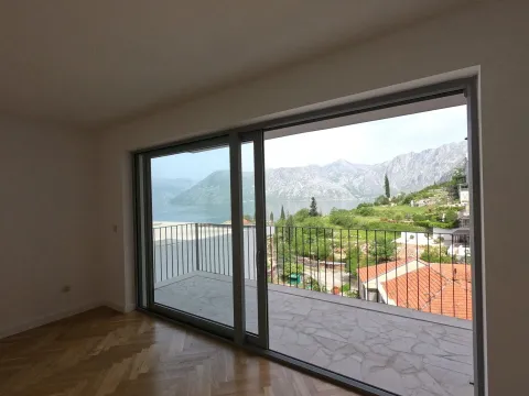 Sale, apartment, 78m², Dobrota, Kotor - image 15