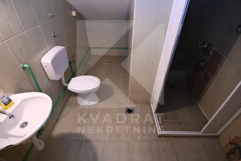 Prodaja, trosoban stan, 74m², Centar, Podgorica - image 7