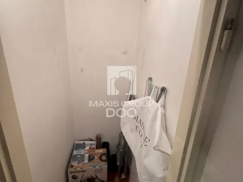 Izdavanje, trosoban stan, 64m², Stari Grad, Beograd - image 20