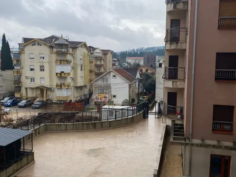 Prodaja, dvosoban stan, 67m², Malo Brdo, Podgorica - image 13