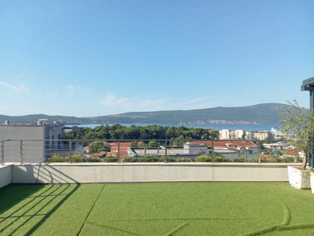 Prodaja, dvosoban stan, 104m², Mažina, Tivat