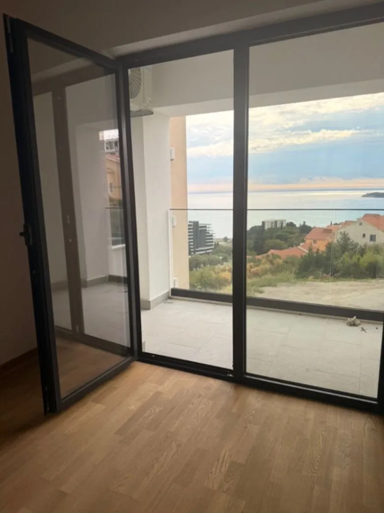 Sale, one bedroom apartment, 43m², Bečići, Budva
