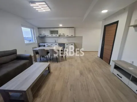 Izdavanje, četvorosoban stan, 85m², Adice, Novi Sad Sve Podlokacije - image 4
