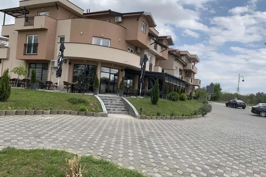 Sale, office space, 1300m², Veliko Gradište, Srbija