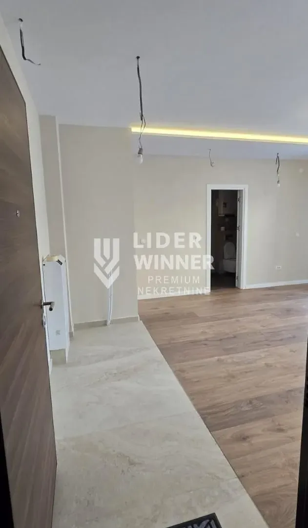 Sale, three bedroom apartment, 67m², Kluz, Zvezdara Sve Podlokacije