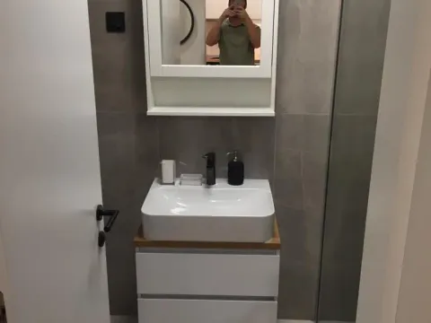 Izdavanje, dvosoban stan, 47m², Stari Grad, Beograd - image 2