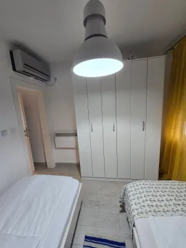 Izdavanje, dvosoban stan, 56m², Centar, Tivat - image 11