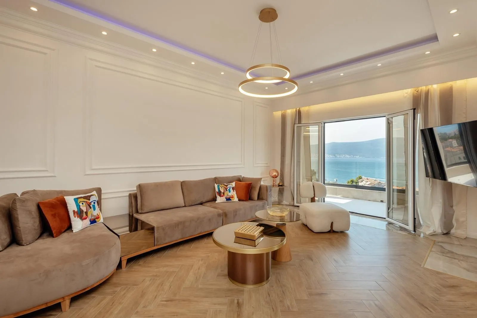 Rent, three bedroom apartment, 149m², Donja Lastva, Tivat