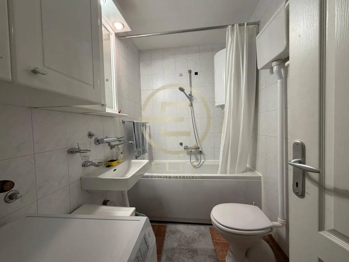 Izdavanje, stan, 50m², Sajam, Novi Sad Sve Podlokacije