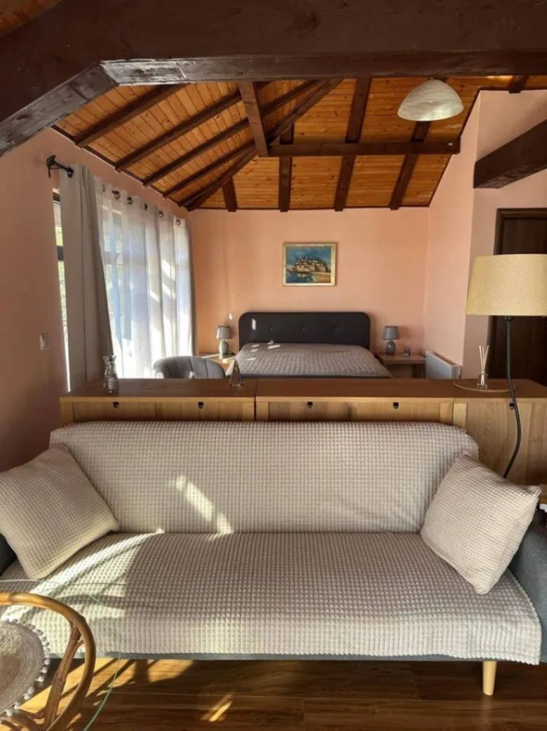 Sale, house, 300m², Bečići, Budva