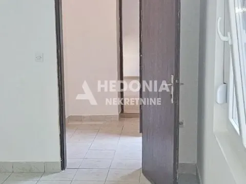 Izdavanje, poslovni prostor, 48m², Gradska Bolnica, Zvezdara Sve Podlokacije - image 3