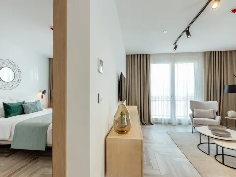 Sale, two bedroom apartment, 100m², Kotor, Crna Gora - image 11