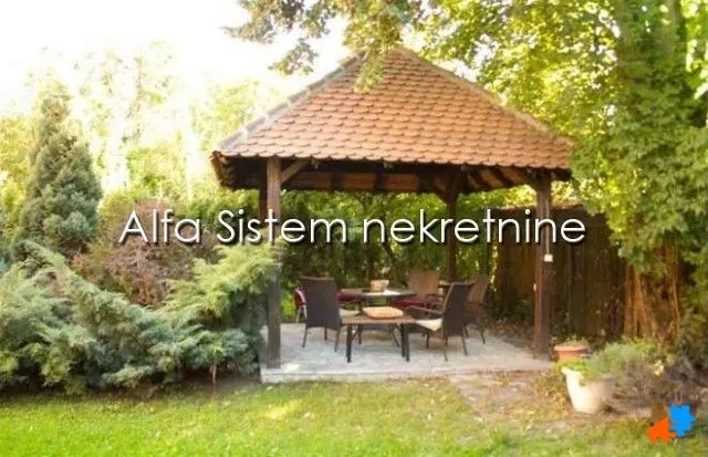 Izdavanje, četvorosoban stan, 123m², Savski Venac, Beograd