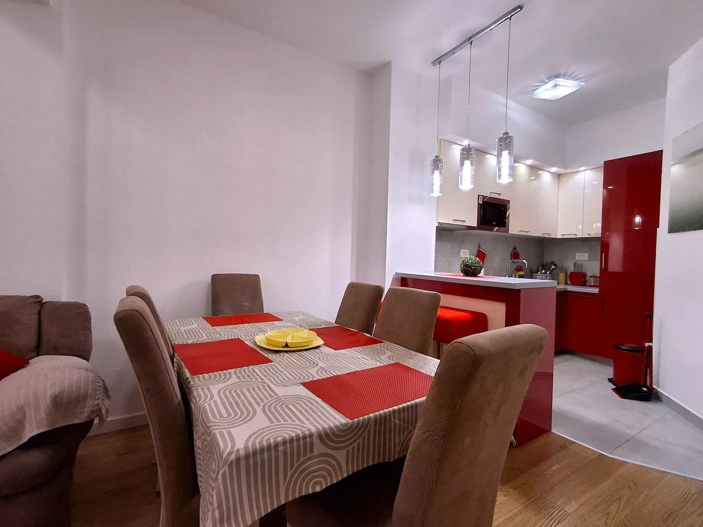 Rent, apartment, 78m², Vezirov Most, Podgorica