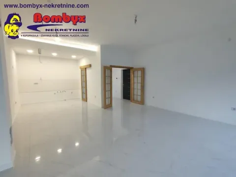 Prodaja, kuća, 181m², Sremska Kamenica, Petrovaradin - image 12