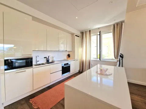 Sale, two bedroom apartment, 152m², Tivat, Crna Gora - image 30